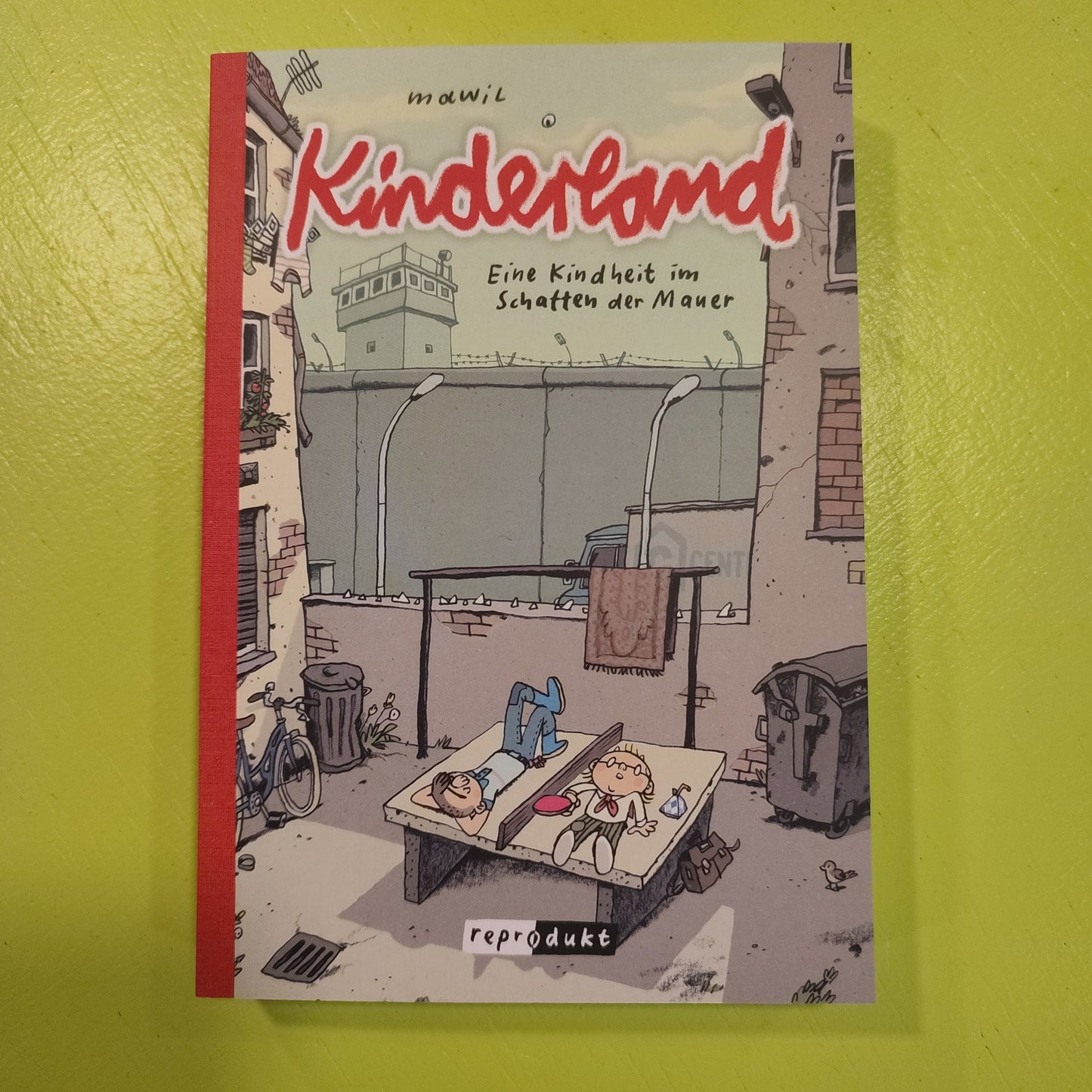 Kinderland, Eine Kindheit im Schatten der Mauer