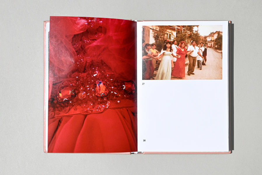 A Small Roma Memory Book
